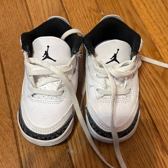 Baby Jordan’s - Picture 1 of 2